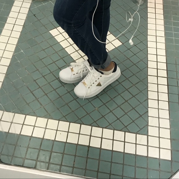 Guess sneakers - Picture 6 of 7